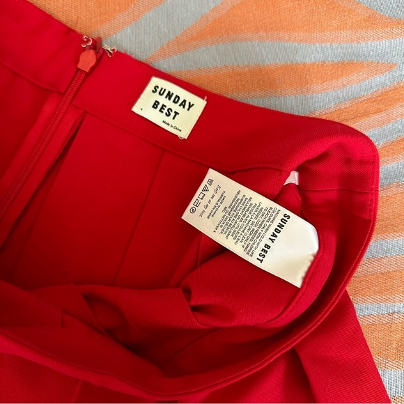 Sunday Best Olive Mini Pleated Skirt - Picture 5 of 5